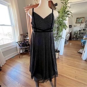 Like new gorgeous sparkly black midi dress